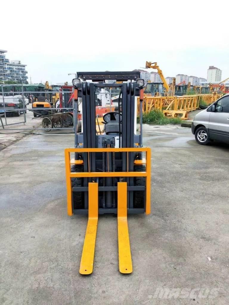 TCM FD 30 Carretillas diesel