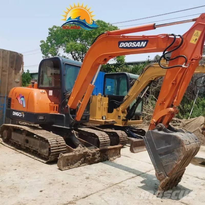 Doosan DH 60-7 Mini excavadoras < 7t