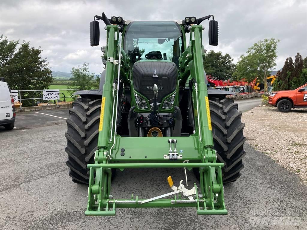 Fendt 724 Profi Plus Tractores