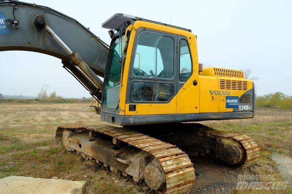 Volvo EC 240 kabina Cabinas e interior