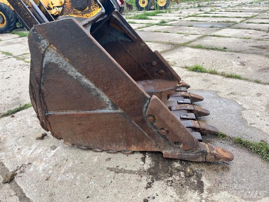 Komatsu PC 300-8 Excavadoras de cadenas
