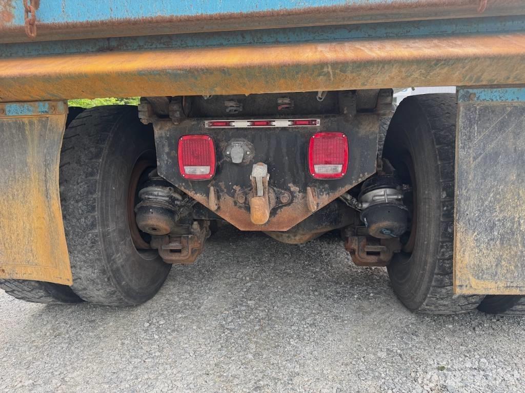 Mack Granite CT 713 Camiones bañeras basculantes o volquetes