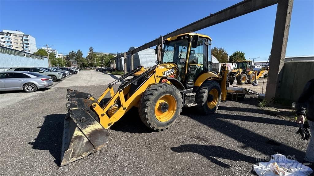 JCB 4CX PRO Retrocargadoras