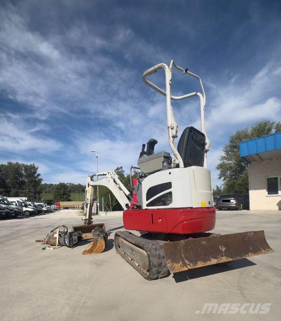 Takeuchi TB 210 R Mini excavadoras < 7t