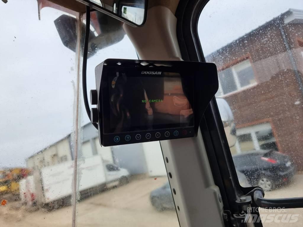 Doosan DL 200-3 Cargadoras sobre ruedas
