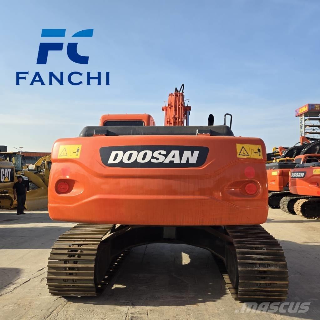 Doosan DX 225 LC Excavadoras de cadenas