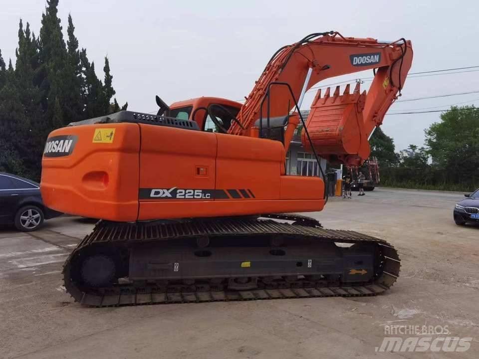 Doosan dx225 Excavadoras de cadenas