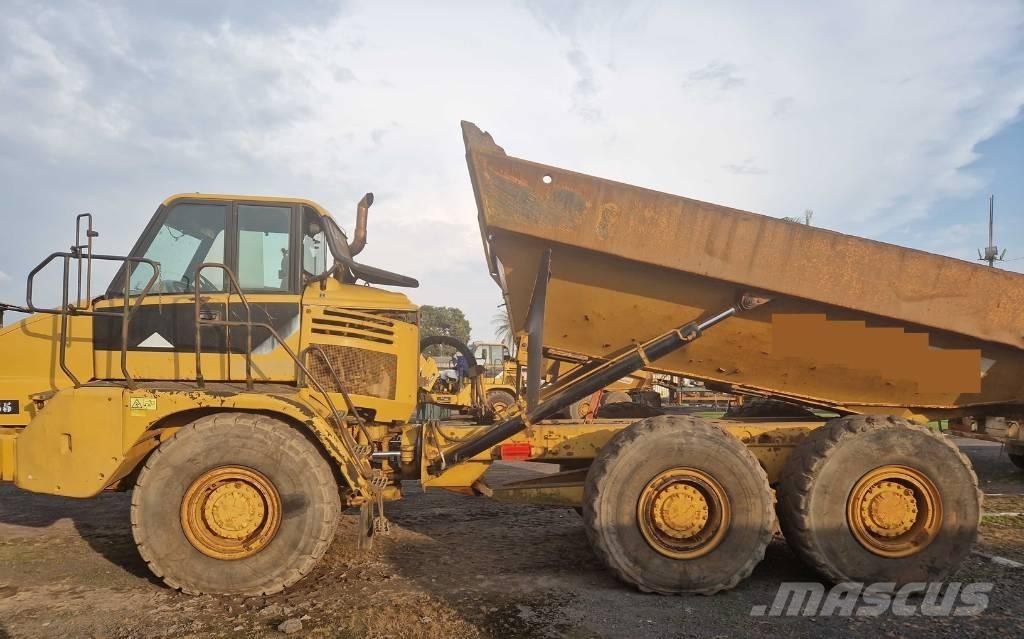 CAT 730 Dúmpers articulados