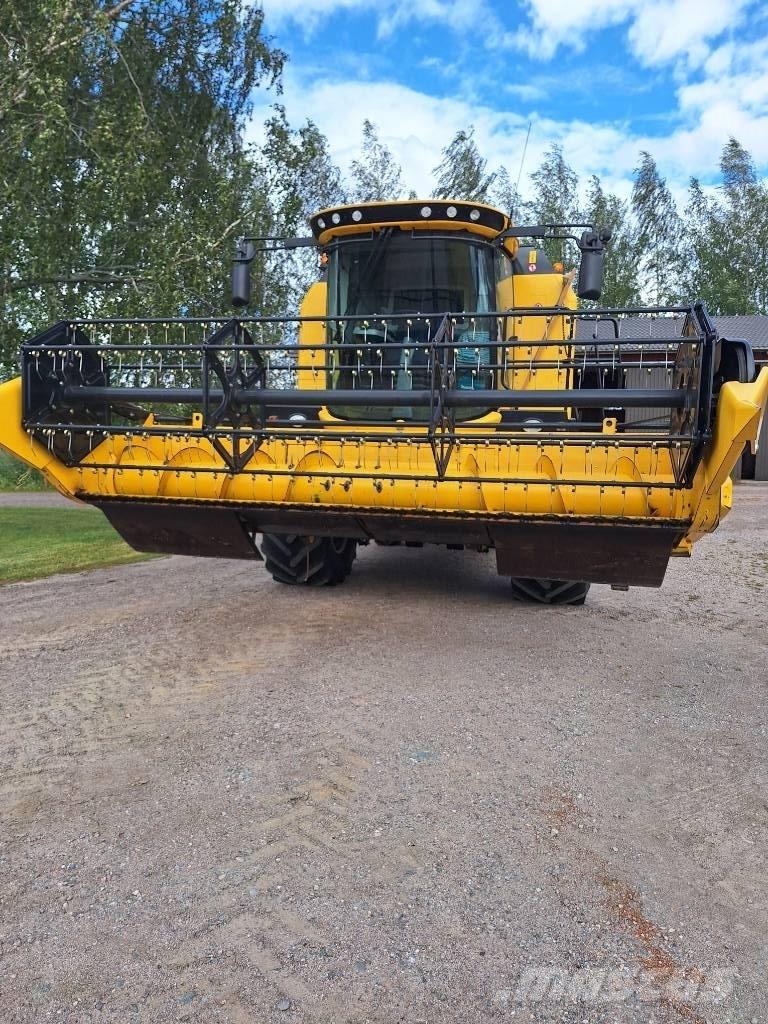 New Holland TC 5.70 Cosechadoras combinadas