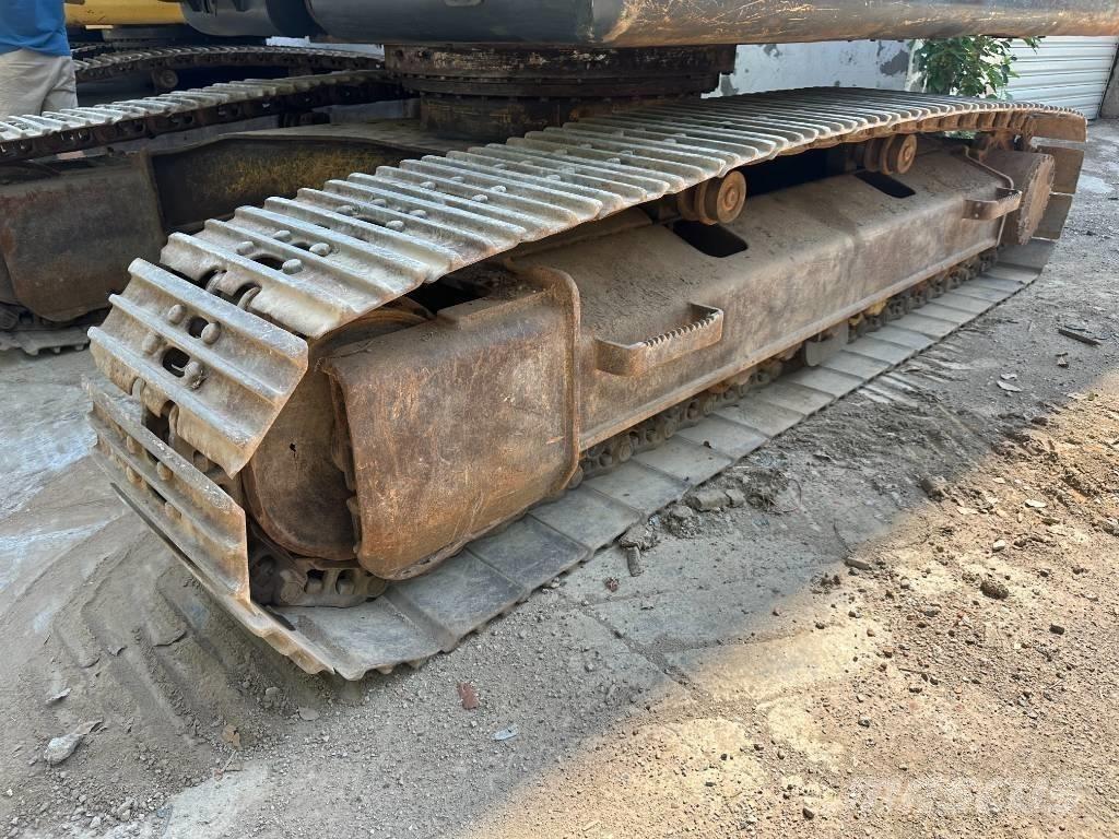 Hyundai 220LC-9S Excavadoras de cadenas