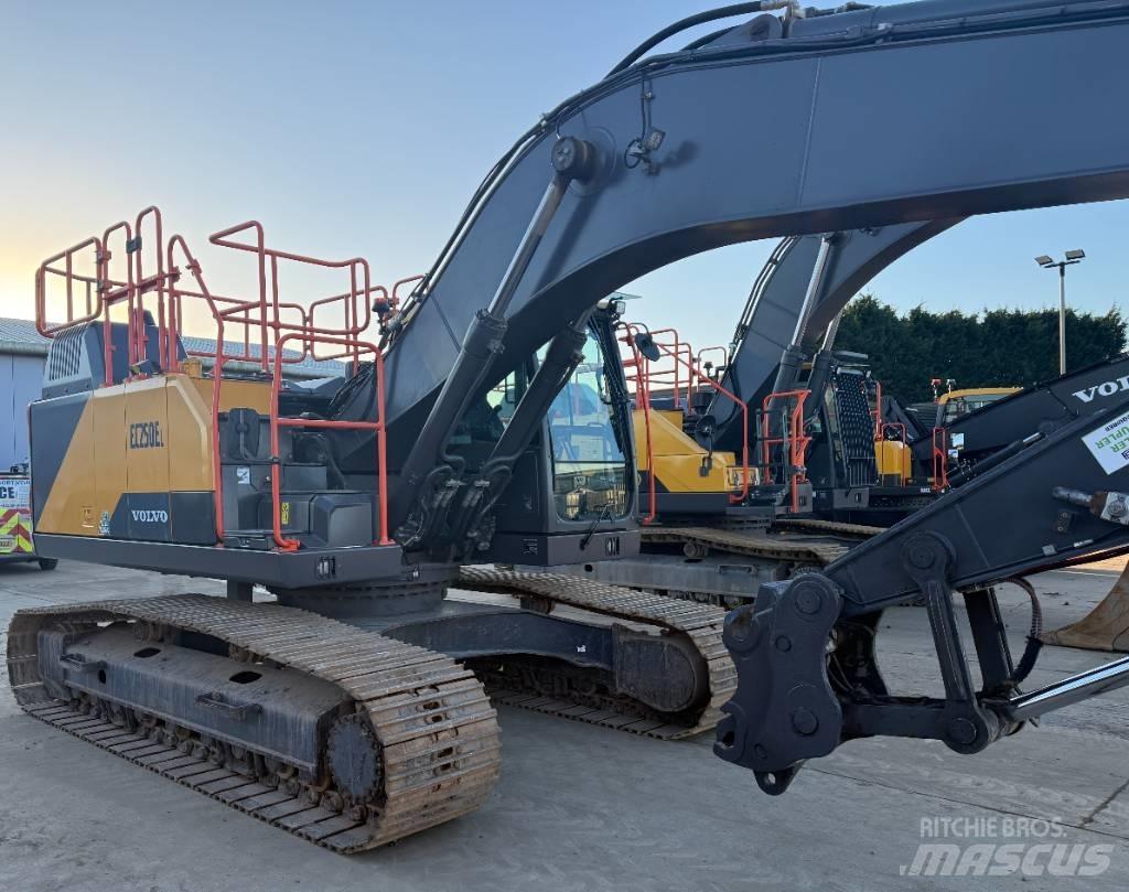 Volvo EC 250 EL Excavadoras de cadenas