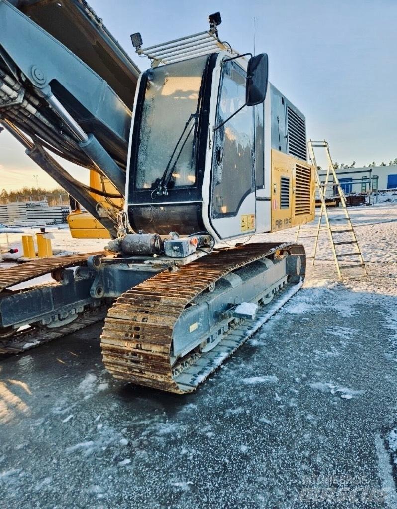 Liebherr LRB 125 Martinetes vibradores