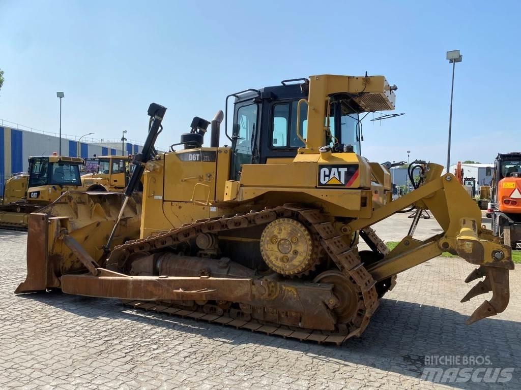 CAT D6T NVT Buldozer sobre oruga