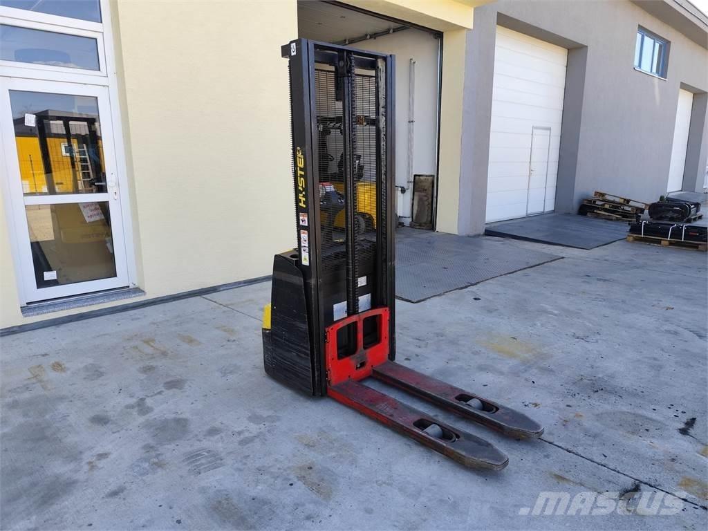 Hyster S1.0E Apiladores eléctricos autopropulsados