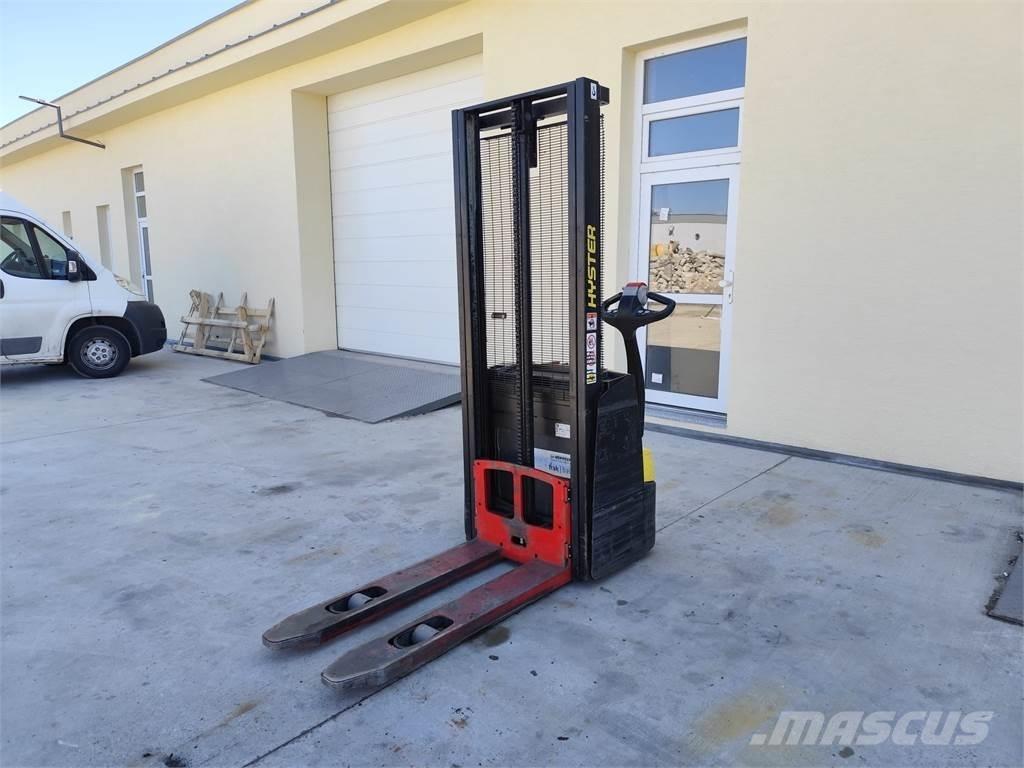 Hyster S1.0E Apiladores eléctricos