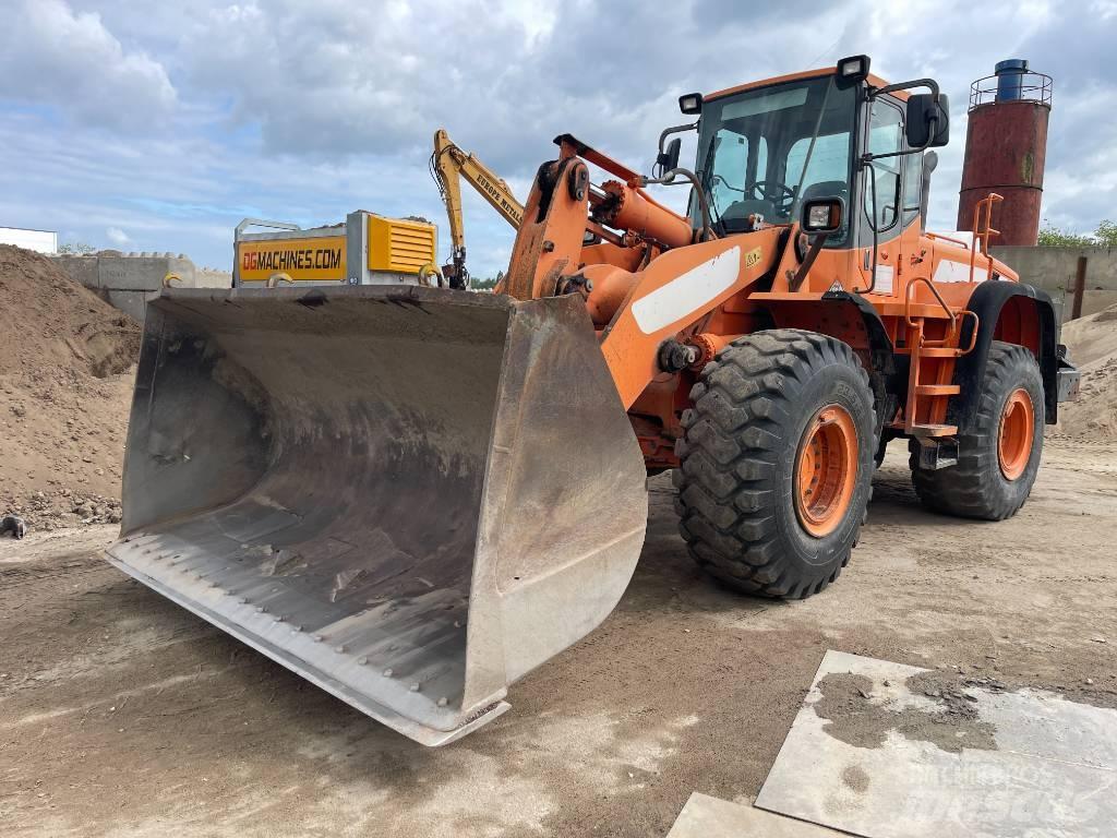 Doosan DL 350 Cargadoras sobre ruedas