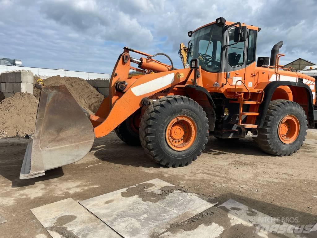Doosan DL 350 Cargadoras sobre ruedas