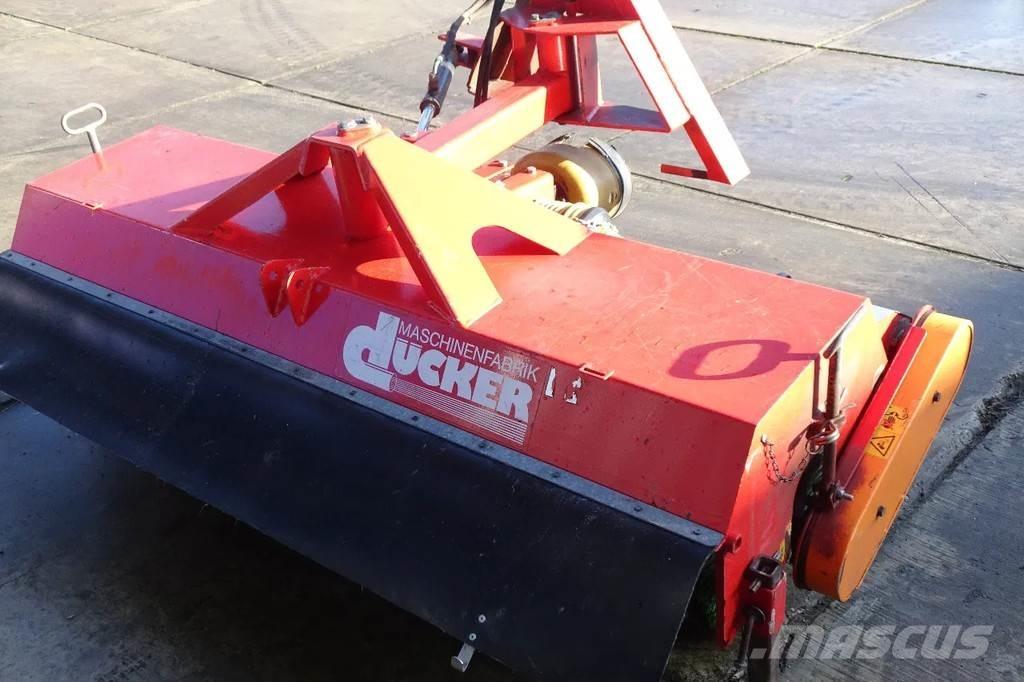 Dücker Veegmachine Otros tipos de vehículo de asistencia
