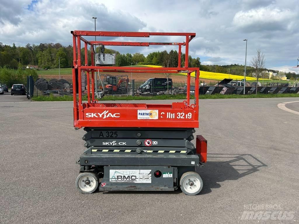SkyJack SJ III 3219 Plataformas tijera