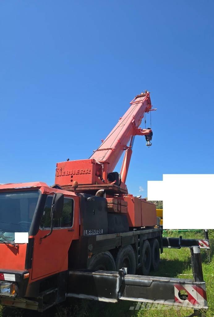 Liebherr LTM 1090-2 Grúas todo terreno