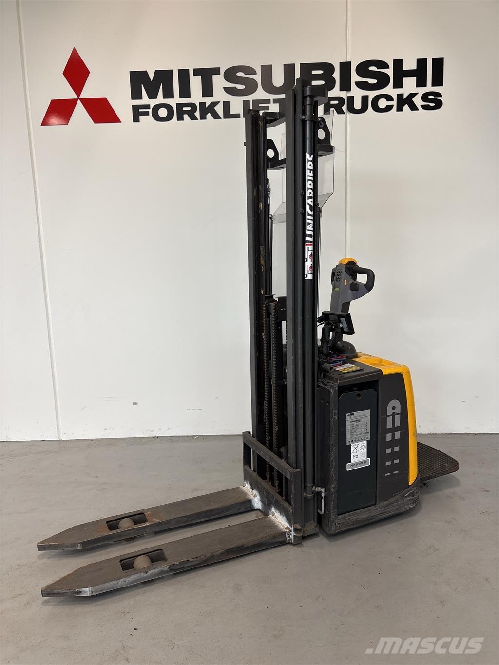 Atlet PSP125 Apiladores eléctricos autopropulsados