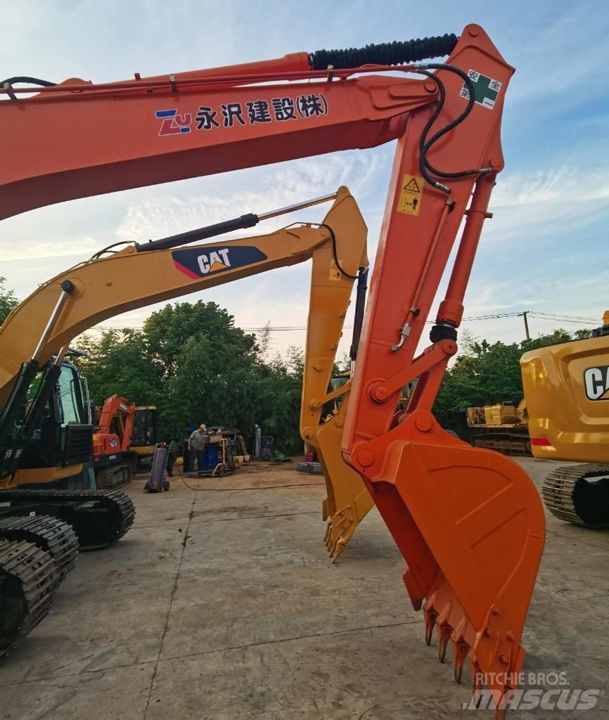 Hitachi ZX 200 Excavadoras de cadenas