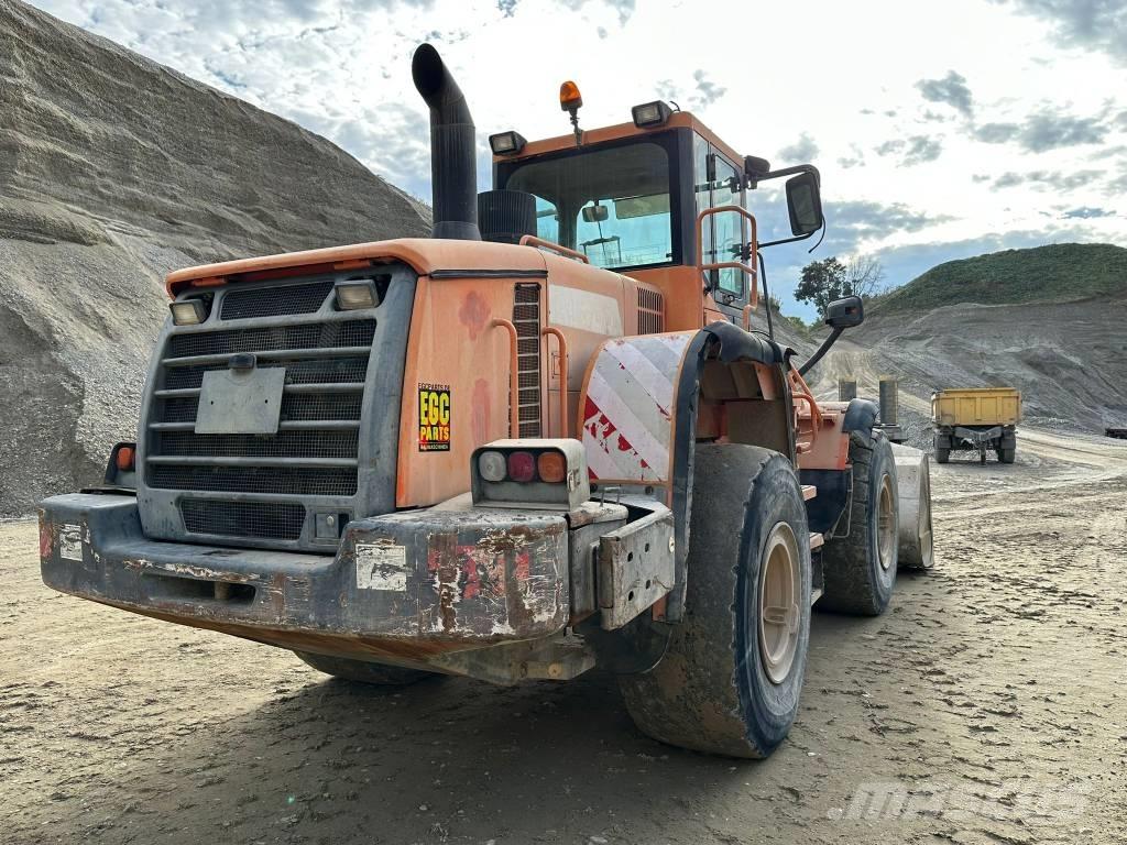 Doosan DL 300 Cargadoras sobre ruedas