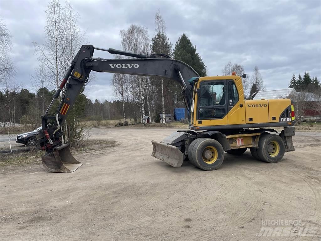 Volvo EW 180 B Excavadoras de ruedas