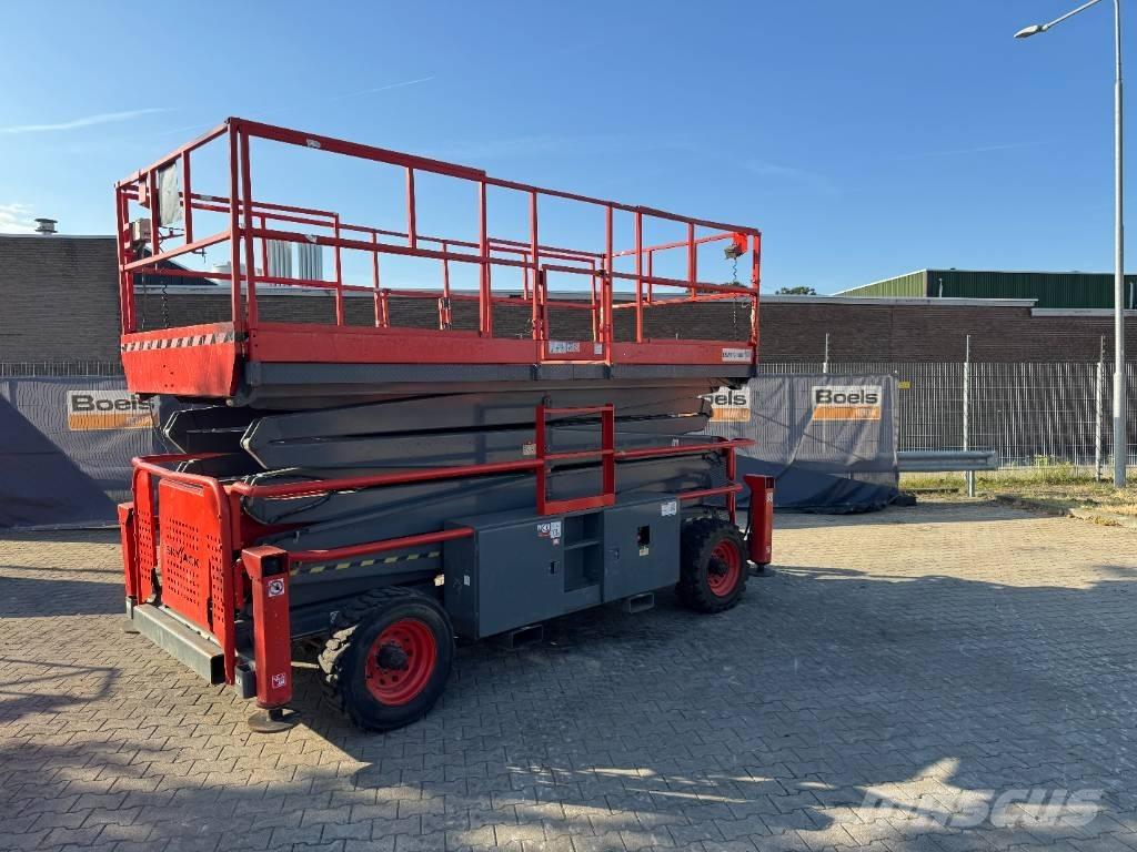SkyJack 9250RT Plataformas tijera