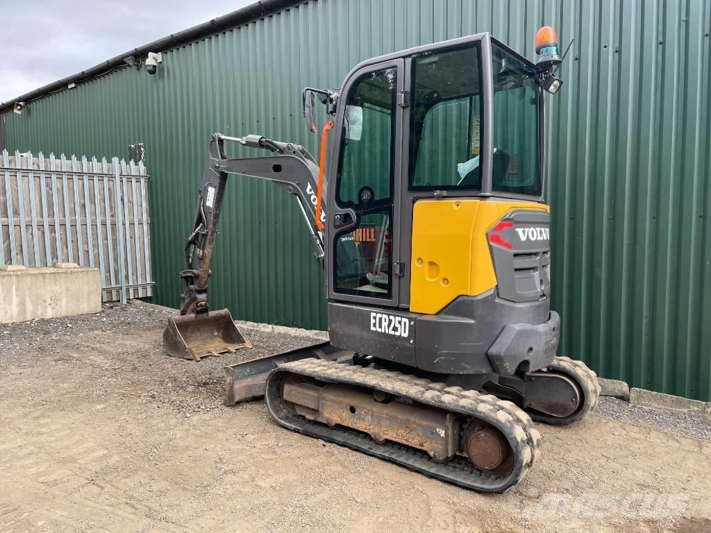Volvo ECR 25 D Mini excavadoras < 7t