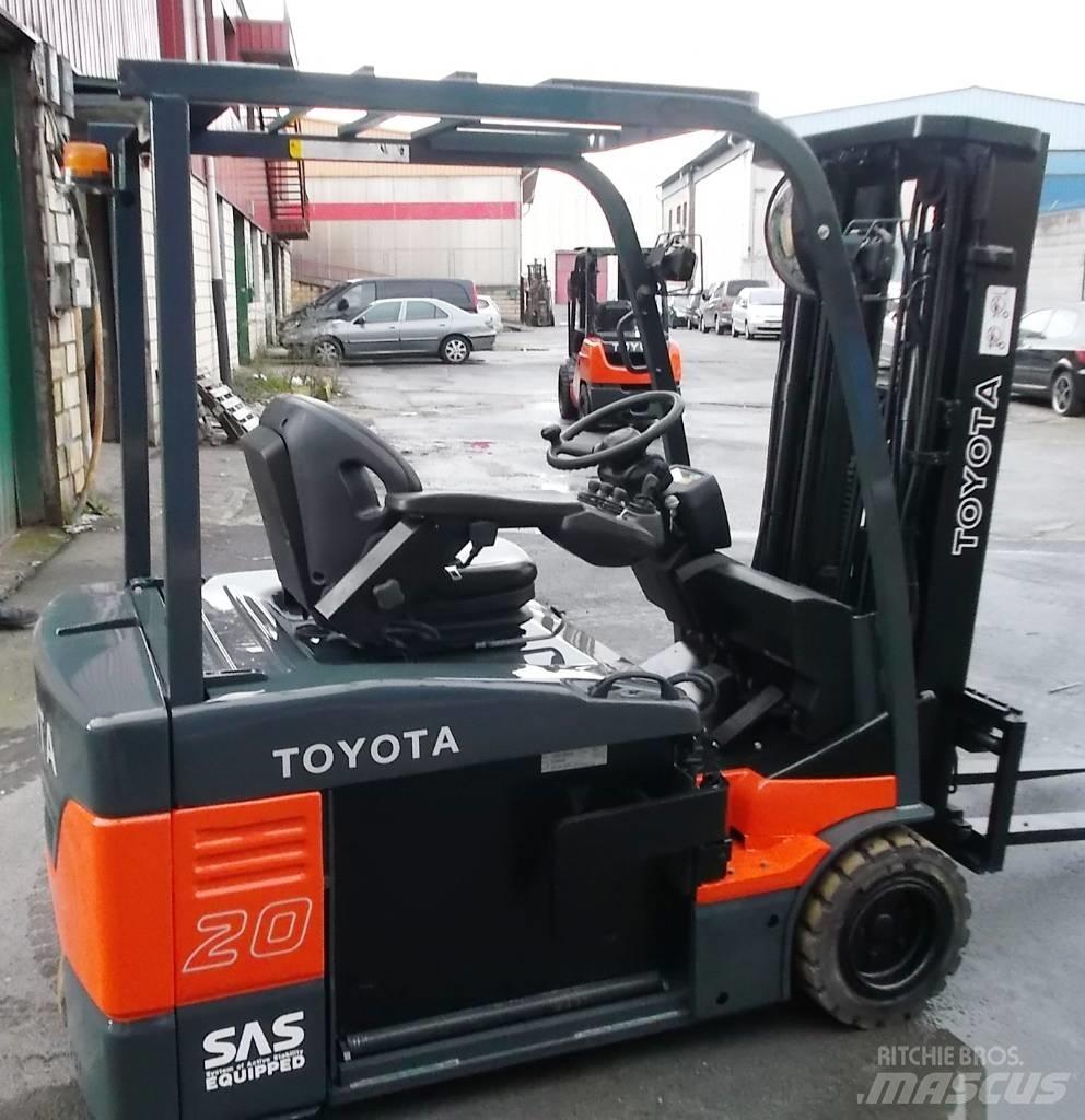 Toyota 7 FBEF 20 Carretillas de horquilla eléctrica
