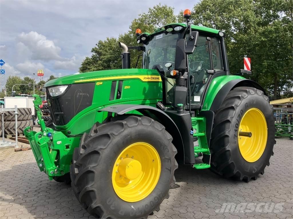John Deere 6M250 Tractores