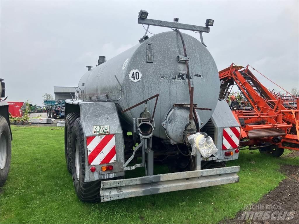 Bruns VT14 Remolques esparcidores de estiércol