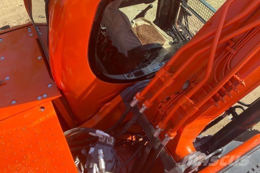 Doosan DX225 Excavadoras de cadenas