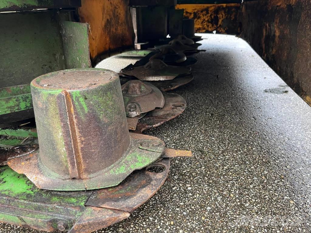 Krone Easy Cut 32 P Segadoras