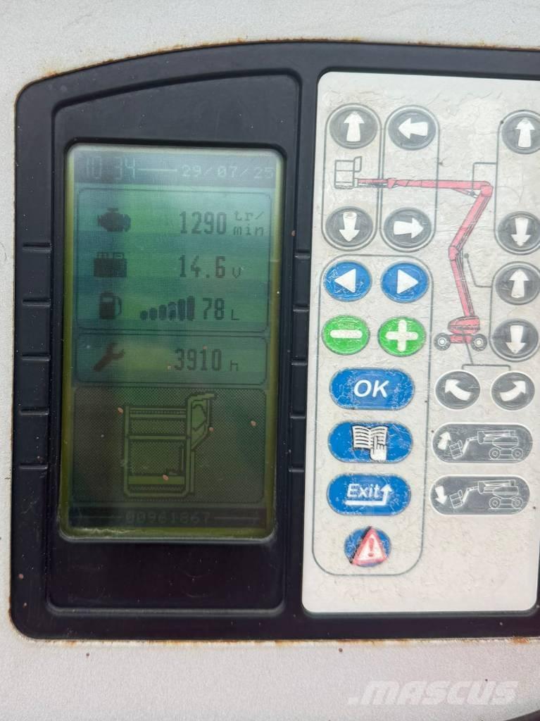 Manitou ATJ 200 Plataforma de trabajo articulada