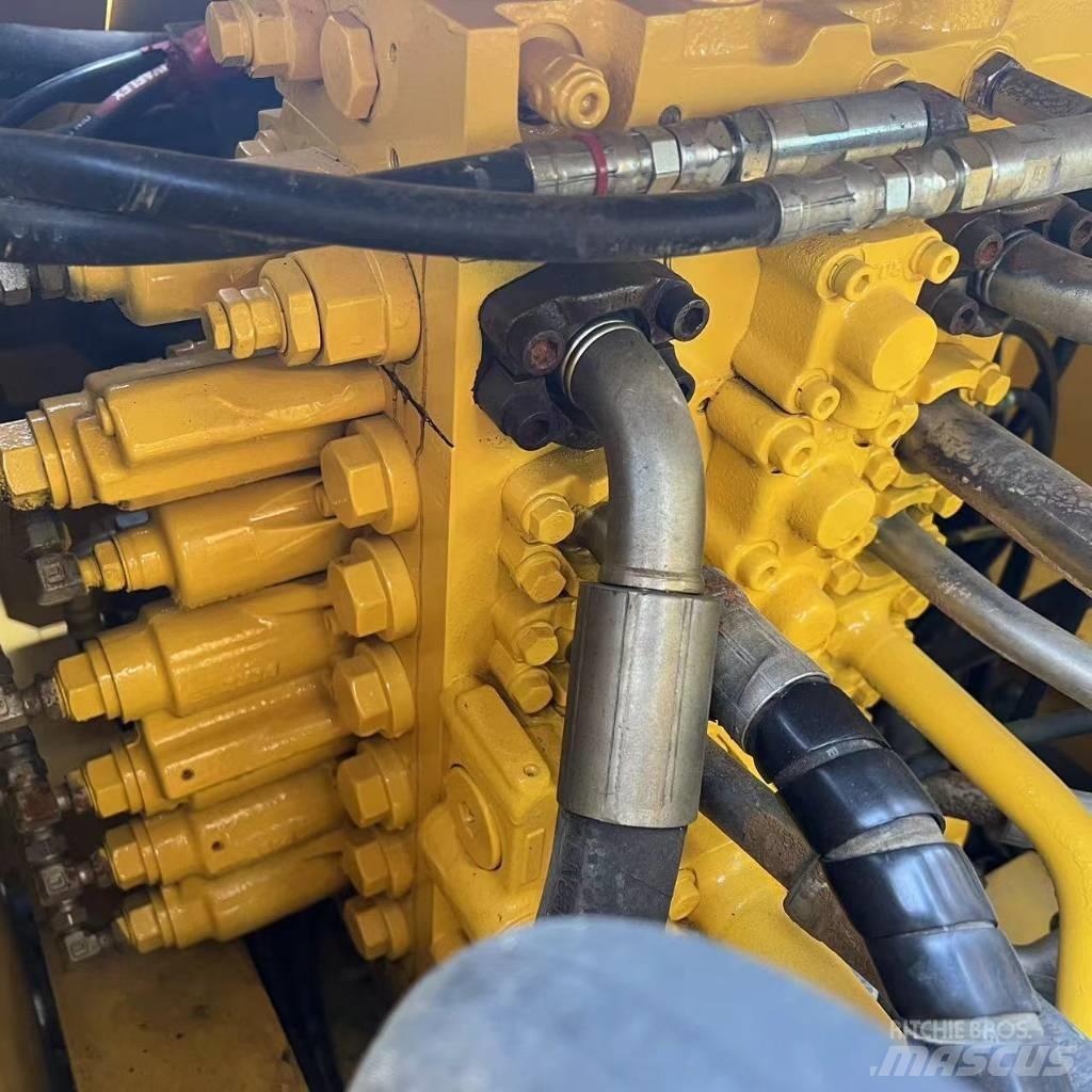 Komatsu PC 240 Excavadoras de cadenas