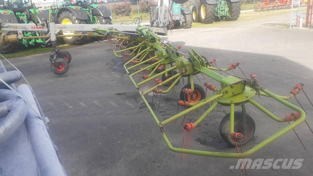 CLAAS VOLTO 1300 T Rastrillos y henificadores