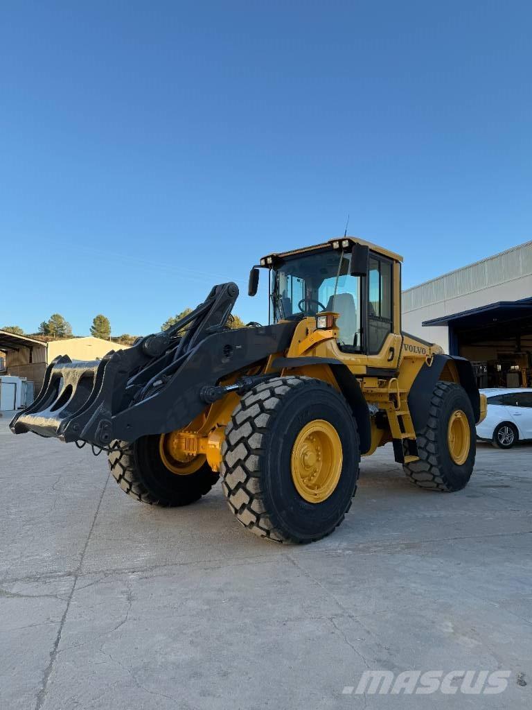 Volvo L 120 F Palas cargadoras