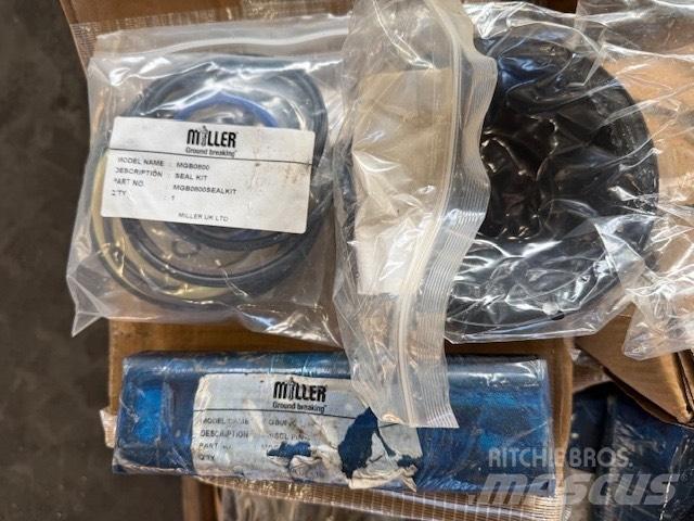 Daewoo D & A 100 V Martillos hidráulicos