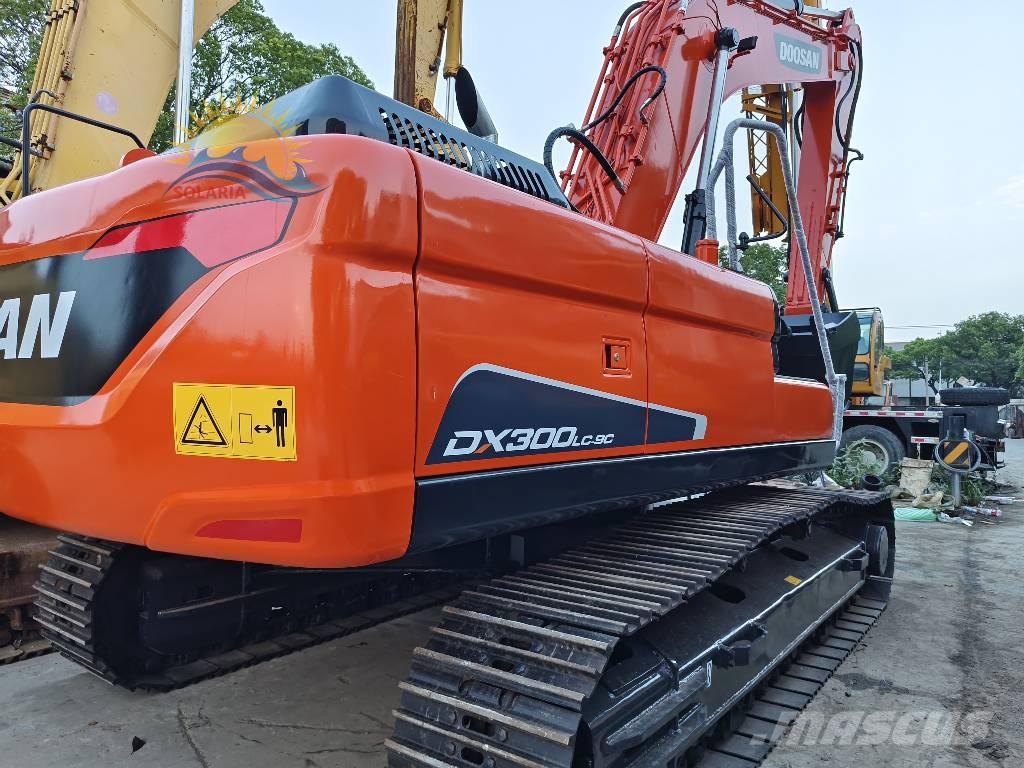 Doosan DX 300 LC Excavadoras de cadenas