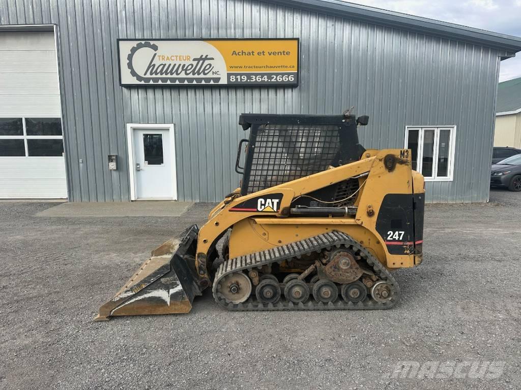 CAT 247 Minicargadoras