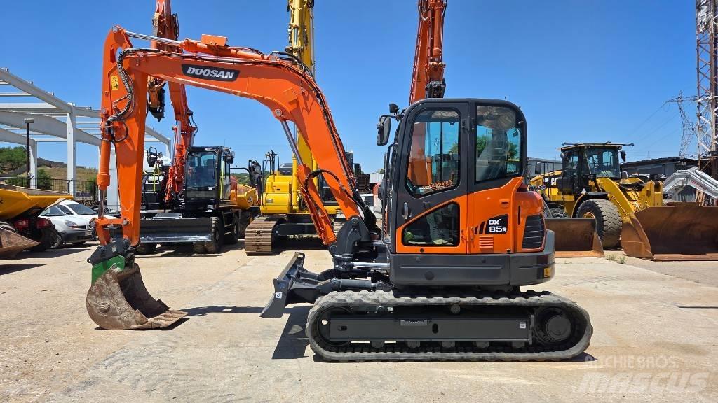 Doosan DX 85 Excavadoras 7t - 12t