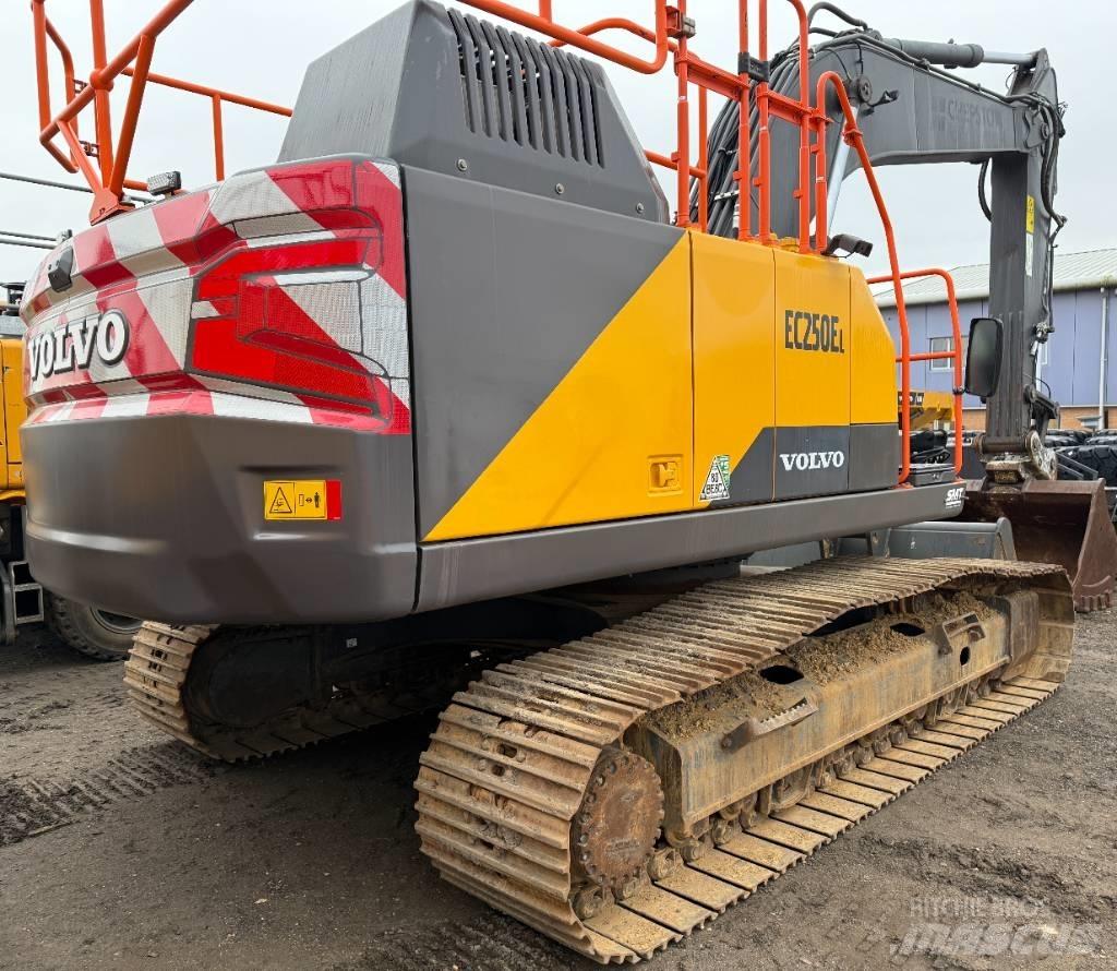 Volvo EC 250 EL Excavadoras de cadenas