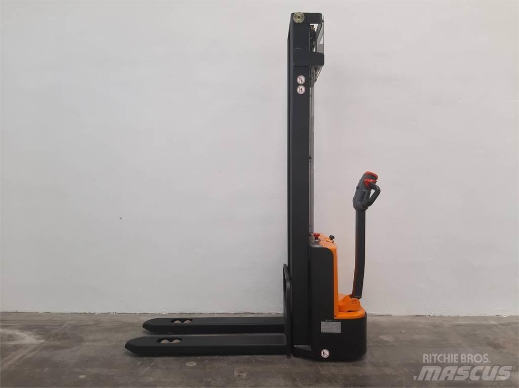 ES12 12ES 2S360 Apiladores eléctricos