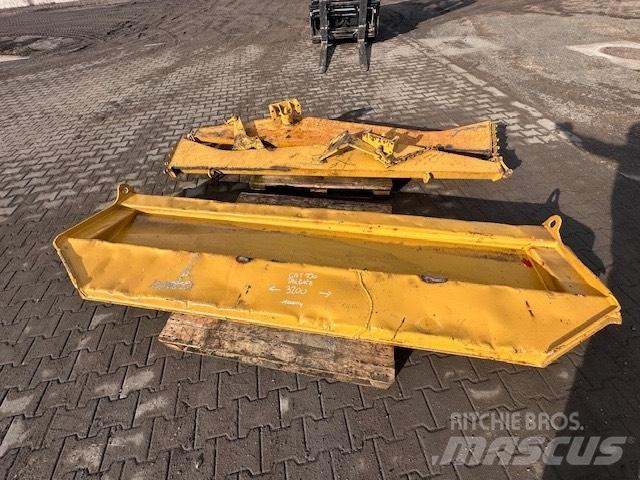CAT 730 KLAPA Dúmpers articulados