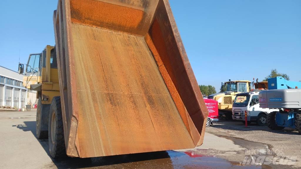 Komatsu 405 Dúmpers rígidos
