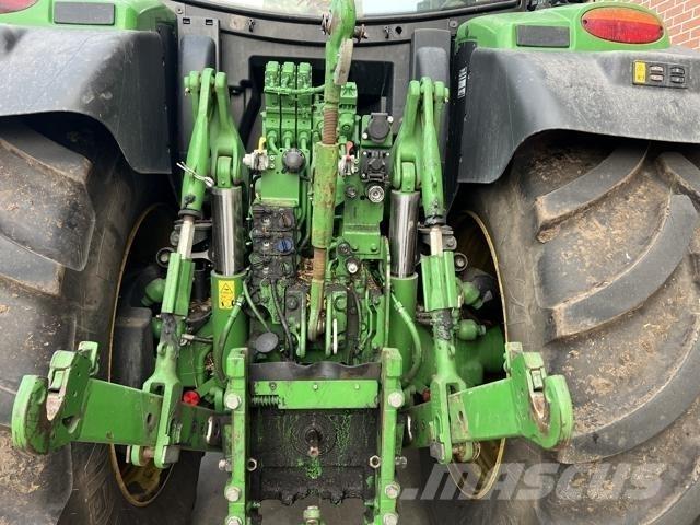 John Deere 6R 215 Tractores