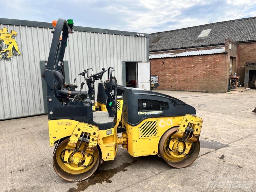 Bomag BW 120 AD-4 Rodillos de doble tambor