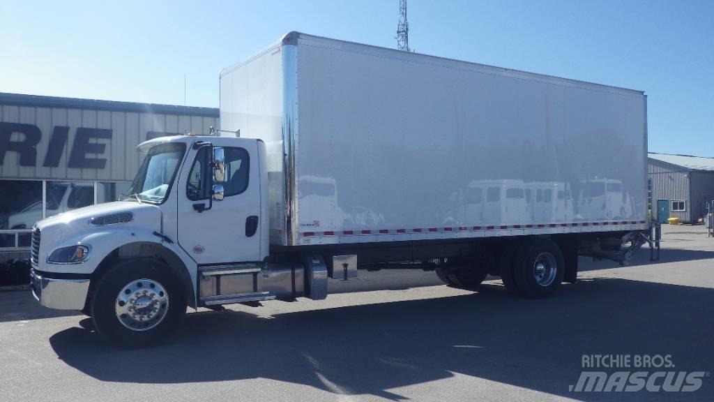Freightliner M2 106 Camiones caja cerrada